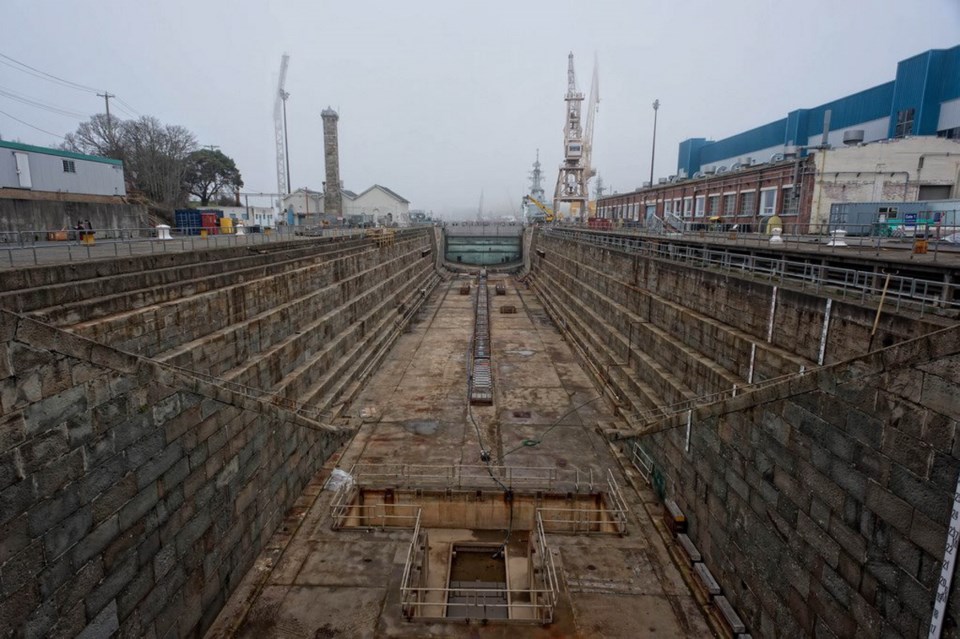 746983-0709-dock 746983-0709-dock